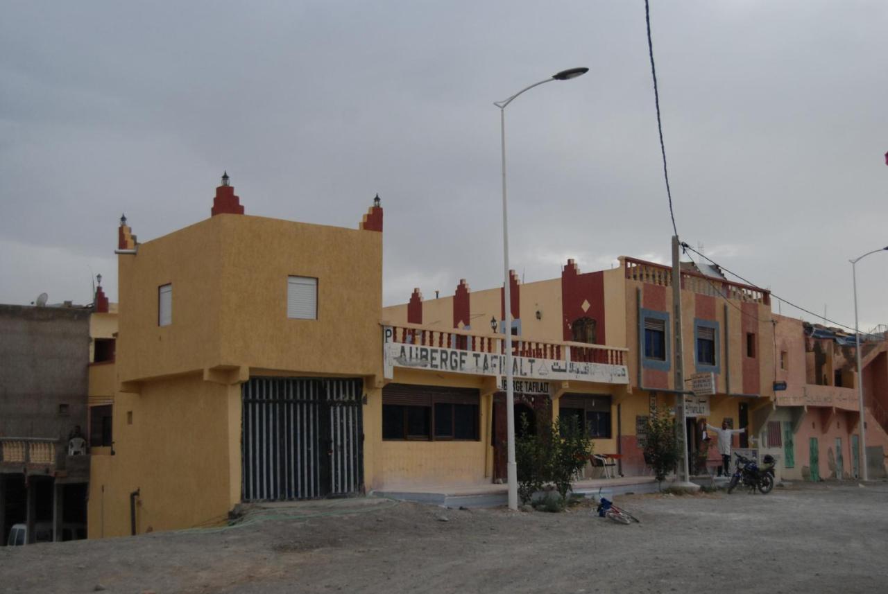 Auberge Tafilalt Bouzmou Imilchil Exterior foto